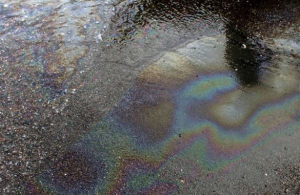 <br />
В США тонны нефтепродуктов попали в Хьюстонский судоходный канал<br />
