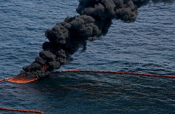 <br />
Утечка нефти произошла на платформе Petrobras у побережья Бразилии<br />
